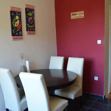 Apartamento With A Parking Space - 14234 Zadar